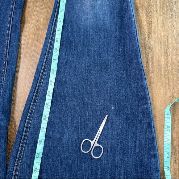 KanCan High-Rise Super Flare Jeans Button Raw Hem dark blue - Picture 8 of 10